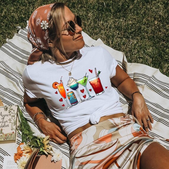 Drinking Shirt Bartender Gift Bar Crawl Shirt Hard Seltzer Shirt Bar Staff Gift Mixologist Gift Party Host Beach Party Festival Cocktail