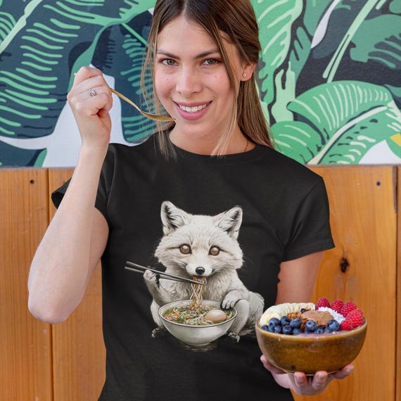 Ramen Fox T-Shirt: Kawaii Anime Foodie Tee