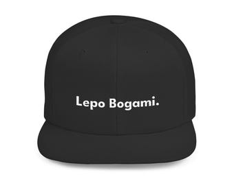 Gorra minimalista con visera plana y cierre a presión: gorra unisex para uso urbano