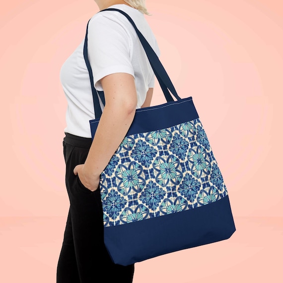 Chinoiserie Tote, French toile fabric tote, toile tote bag, chinoiserie tote bag, blue toile de jouy, blue white bag, floral shopping bag