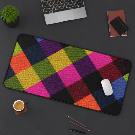 Gingham Desk Mat | Checkered Mouse Pad | Aesthetic Desk Accessory | Minimalist Office Mat | Large Gaming Mouse Pad, Gen Z Aesthetics