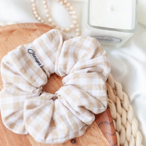 Handmade Chouchou / Scrunchie image 6