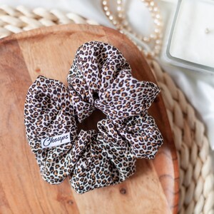 Handmade Chouchou / Scrunchie image 3