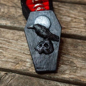 Engraved Coffin Ring Box: Raven & Skull Gothic Wedding Jewelry 画像 5