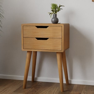 Bedside table made of solid oak in Scandinavian design | ALVA