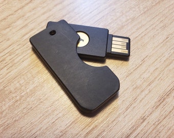 Yubikey protector keyring USB
