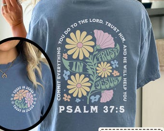Boho Christian Shirt Women Comfort Color Bible Verse Shirt Christian Apparel Vintage Floral TShirt Flower Graphic Tee Retro Christian Shirt