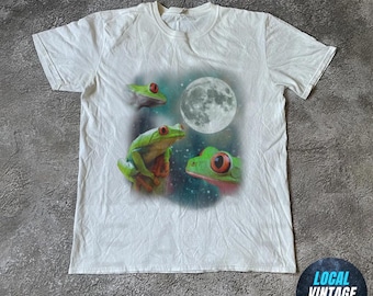 Frogs Howling To Moon Vintage Style Tshirt, Retro Funny Frog Shirt, Weird Mystical Toad Shirts, Frog Lovers Gag Gift Top
