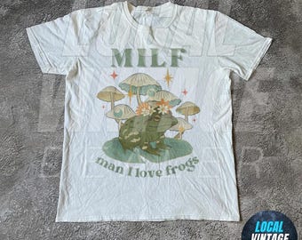Man I Love Frogs Vintage Graphic Shirt, Retro 90s Funny Frog Shirt, Fun Frog Meme Shirt, Funny Shirt Gifts, Frog Lovers T-Shirt