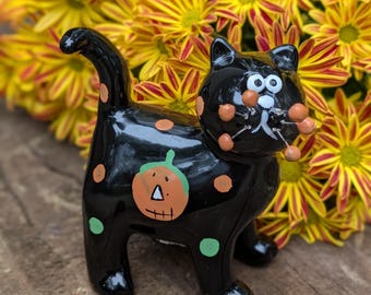 Vintage Hand-Painted Black Cat Figurine: Spooky Halloween Decor