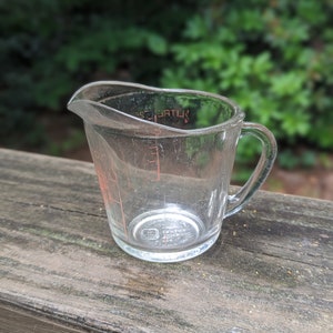 Vintage Anchor Hocking 1 cup measuring cup Oven Basics #496 with minor wear and tear from prior use microwave safe and fading of labeling