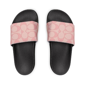 Stylish Women&#39;s Sandals for Comfort and Trend