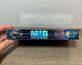 SEALED Men in Black VHS 1997 Sci Fi Comedy Will Smith and Tommy