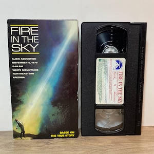 Fire in the Sky VHS Video 1993 Alien Abduction Movie Based on a True Story