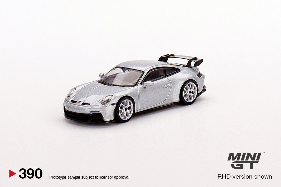 MINI GT 3台セット Amazon.co.jp: MINI GT トゥルースケール ミニチュアモデルカー