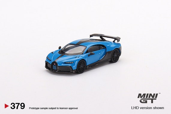BUGATTI 青 ミニカー Amazon | Maisto 1：24-Exotics-Bugatti Chiron（青/白）ダイキャスト