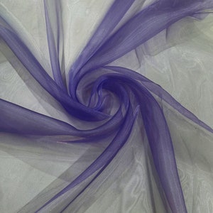 100% poliéster, suave, ligero, transparente, tela de organza de cristal transparente. 58/60" de ancho, se vende cortado a medida - Púrpura