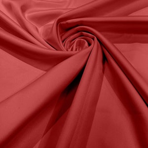 NEU - 95 Prozent Polyester, 5% Spandex, 58 Zoll breiter, matter Stretch L&#39;Amour Satin-Stoff, Verkauf als lose Ware - Coral