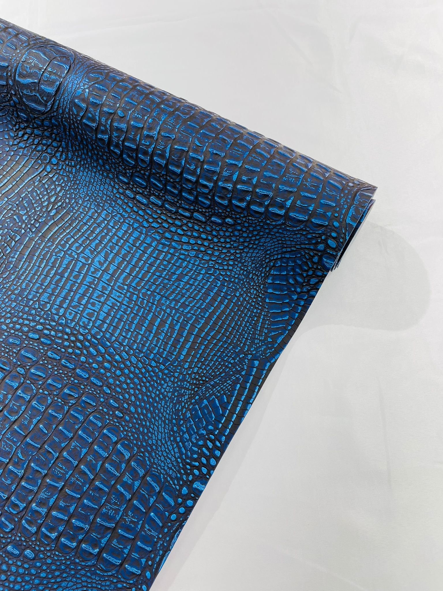Two Tone Metallic Gator Fake Leather Upholstery, 3-D Crocodile Skin Texture Faux Leather PVC Vinyl/54" Wides - Royal Blue