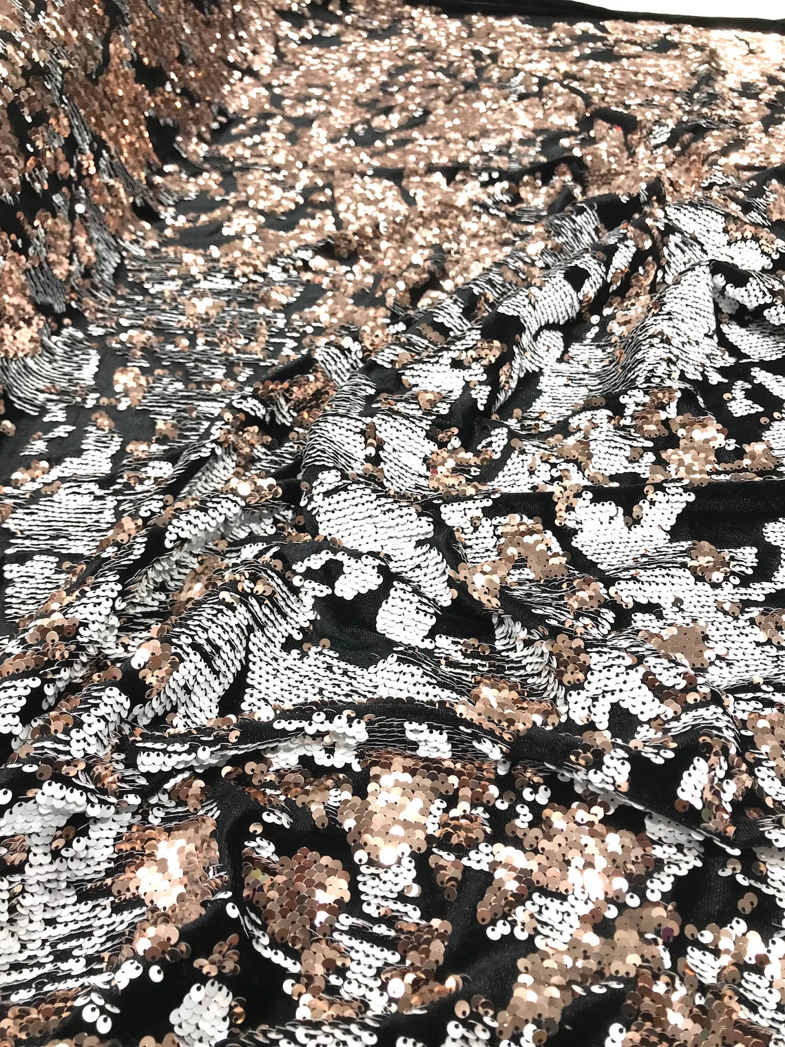 Sequins Flip Two Tone Camouflage Design on a Black Stretch Velvet, Sold by the Yard. Red/White main image 1