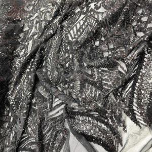 Camicia da notte da ballo in maglia elasticizzata color lavanda con motivo di paillettes reali, venduta tagliata su misura, colore nero/bianco.