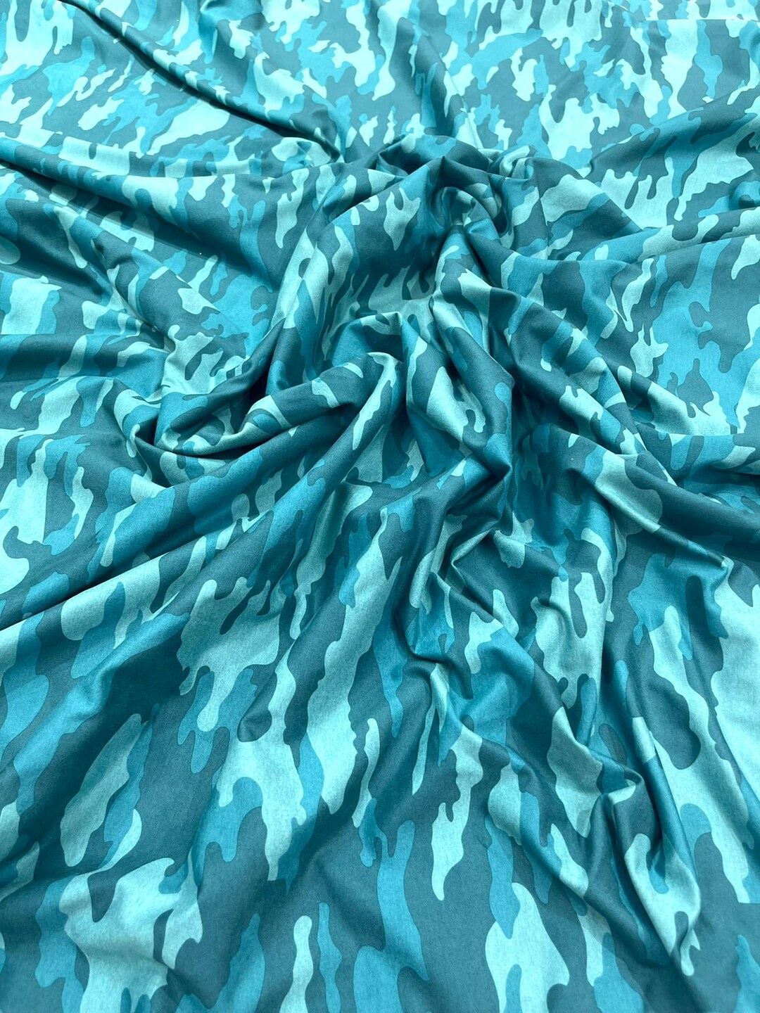 Aqua/turquoise Heather Gray Camouflage Polyester Spandex 58