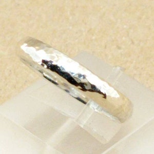 Handmade, Solid 925 Sterling Silver Ring, 2,5mm D Shape Hammered Band Ring, I make it to your Size, Perfect Gift for Men and Women
