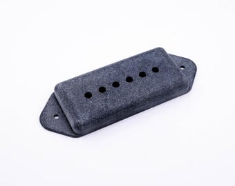 AGP ™ - P90 Dog Ear Guitar Pickup Cover 50mm Aged Relic #8132447
