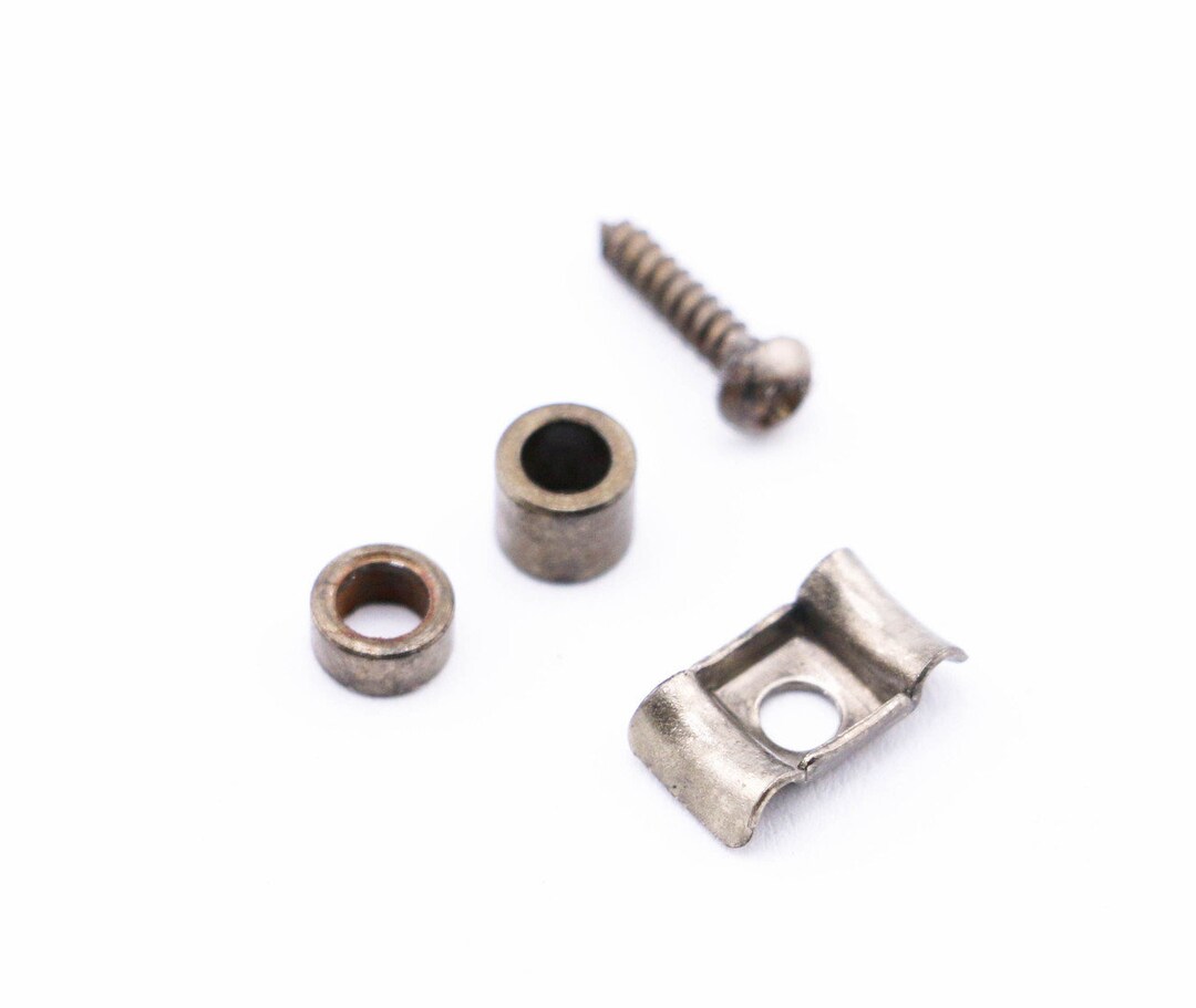 AGP ™ - Fender ® Strat ® Tele ® Aged Relic Butterfly String Retainer ...