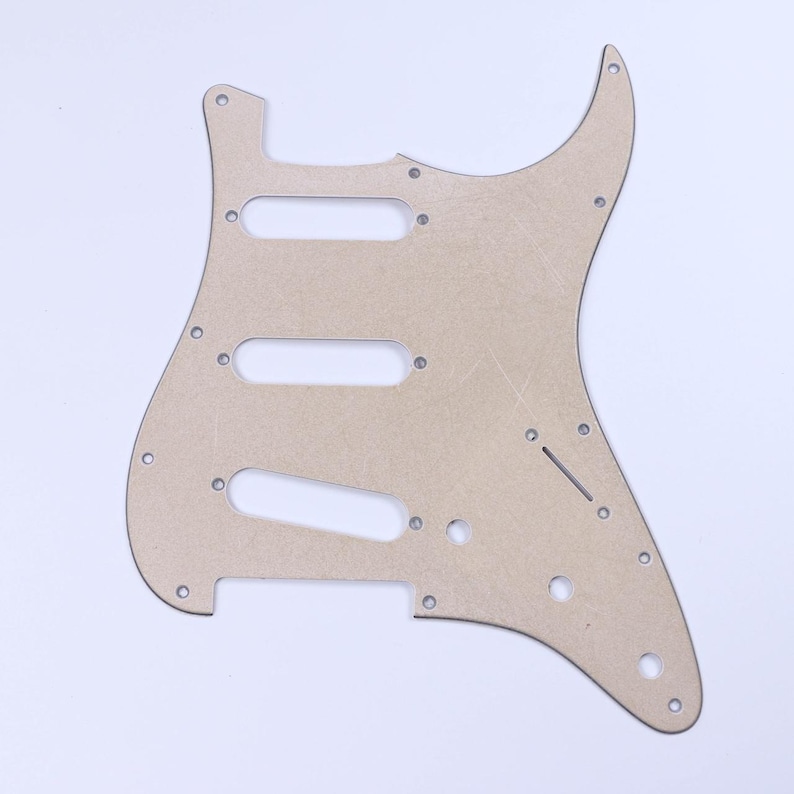 AGP ™ Stratocaster ® Aged Relic Single Coil SSS Guitar Pickguard #2112630