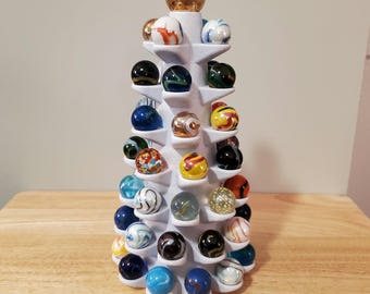 Árbol expositor de imitación de piedra y mármol para canicas de hasta 2,5 cm (1 pulgada). (Canicas no incluidas).
