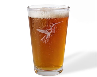Engraved Hummingbird Mixing Glass, Unique Bird Lover Gift, 16oz