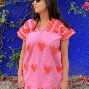 Vestido huipil oaxaqueño tejido a mano, caftán de corazones, estilo bohemio mexicano