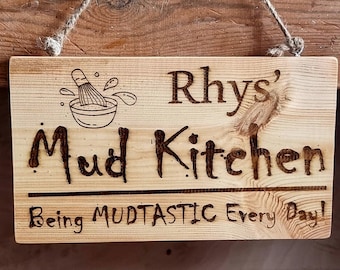 Enseigne de cuisine personnalisée en bois de boue - Plaque de jeu de jardin gravée sur mesure