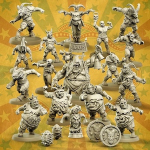 Puede incluir: Colección de figuras de circo en miniatura grises, que incluyen bufones, monstruos y artistas. Las figuras están posadas en varias poses de acción, algunas sosteniendo accesorios como campanas y escudos. Un letrero dice "Circus".