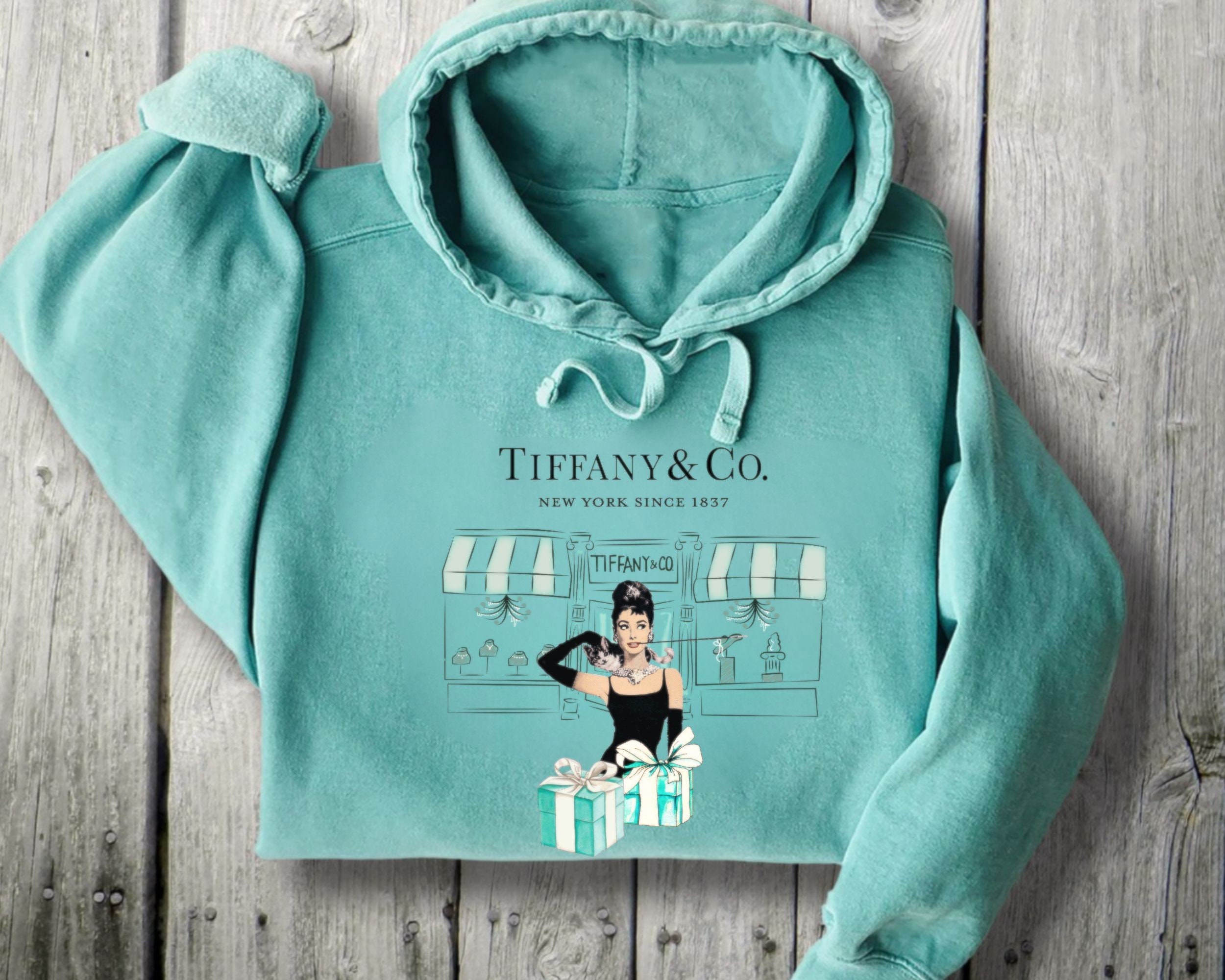 breakfast-at-tiffany-s-audrey-hepburn-hoodies-hooded-sweatshirt-tiffany