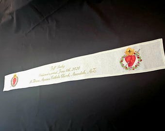 Custom maniturgium