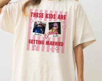 Camisetas personalizadas para despedida de soltera con foto, camiseta personalizada con foto de los novios, ¡Mira quién se casa!, camiseta del equipo de la novia, regalo para despedida de soltera.