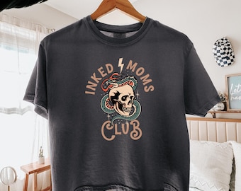 Inked Moms Club Comfort Colors Crop Top, Tattoo Mom Gift, Tattooed Mama, Edgy Mom, Grunge Punk Rock Cropped Top, Motherhood, Cool Mom Tee