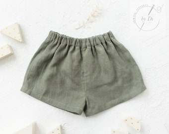 Schnittmuster von Shorts für Kinder. Einfach zu Baby Shorts zu machen. Mini Shorts Mia für junge oder mädchen von 1 monat bis 3 jahre.