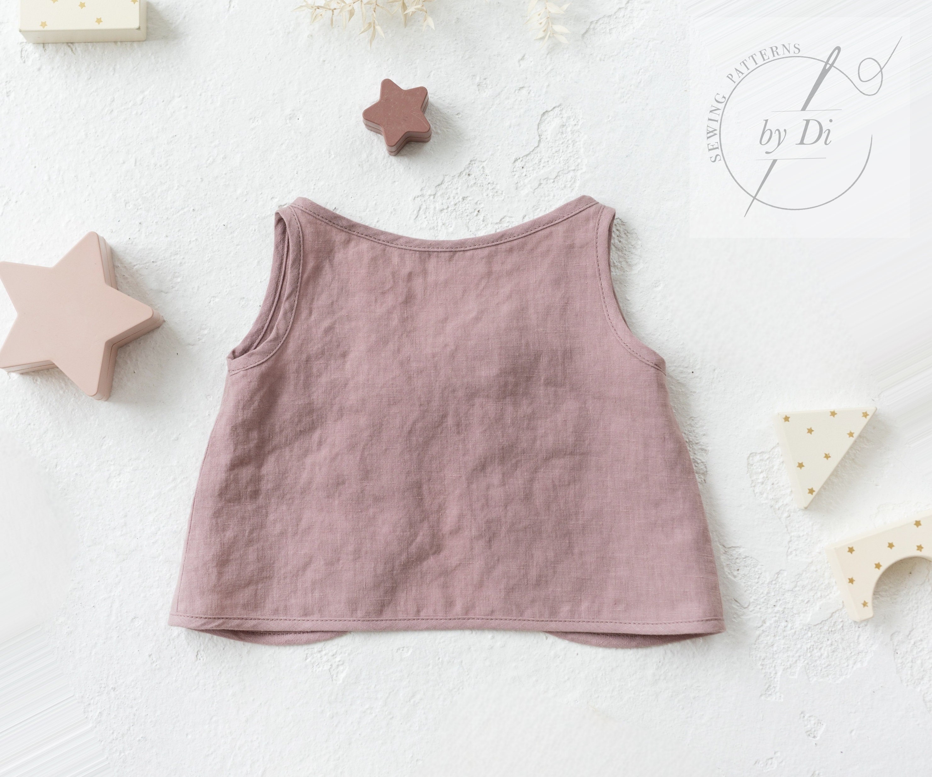 Tie Back Top Pattern. Open Back Crop Top GAJA. Simple but