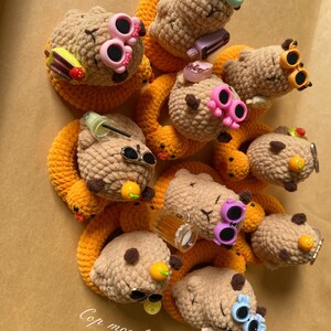 Cute Crochet Capybara with Duck Pool Float Keychain, Fluffy Amigurumi Capybara Vacation Bag Charm, Funny Sunglasses Capybara Plush Gift