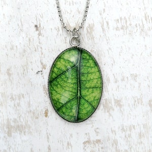 Leaf Necklace, Women&#39;s Stainless Steel Necklace, Filigree Necklace, Minimalist Necklaces with Leaf Pendants, Natural Jewelry, Leaves Necklace