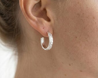 chubby hoops, snug, chunky hoop, huggie, chubby, simple hoops, chunky, geometry, hammered, hoops, minimalism, geometric, minimalist