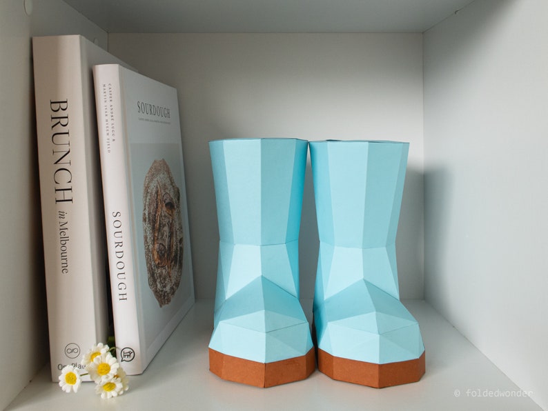 Papercraft Rainboot Vase Unique Dry and Artificial Flower Vase Papercraft Rainboot Vase Unique Dry and Artificial Flower Vase