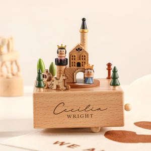 Caja de música "El Castillo del Rey", caja de música de madera, caja de música de madera personalizada, hecha a mano, regalo para primer cumpleaños, regalo de caja de música personalizada, regalo para bebé