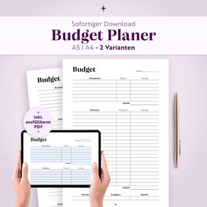 Op de afbeelding: Een digitale budgetplanner-sjabloon weergegeven op een tabletscherm en geprinte vellen papier. De lay-out bevat secties voor inkomsten, vaste lasten en uitgaven met kolommen voor datums en bedragen. Tekst bevat Budget, Einnahmen en Fixkosten.
