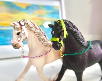 Koń Schleich ZŁE Elphaba lub Glinda Halters