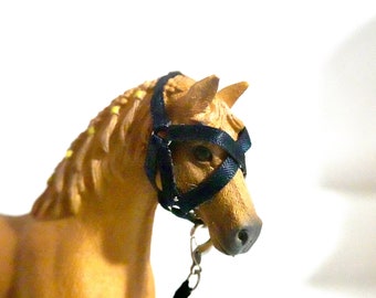 Schleich Horse Średniowieczny Kantar i Uwiąz Granatowy