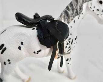 Siodło Schleich Brown/Black z popręgiem